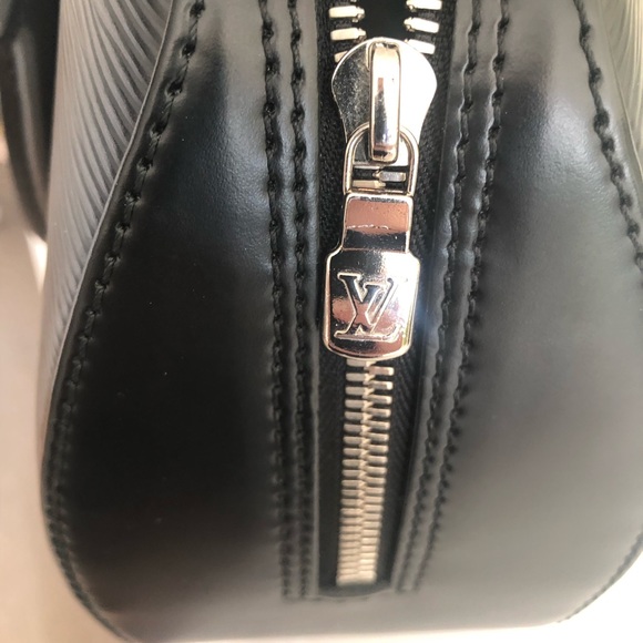 Authentic Jasmin Louis Vuitton - Picture 3 of 8